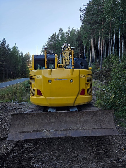 Komatsu Pc138us 5 of 18