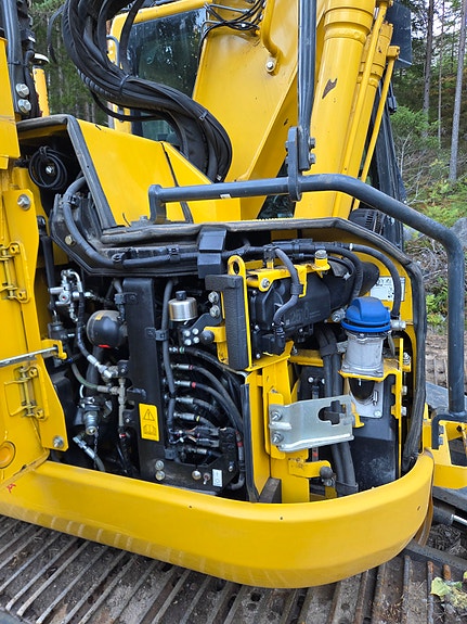 Komatsu Pc138us 10 of 18