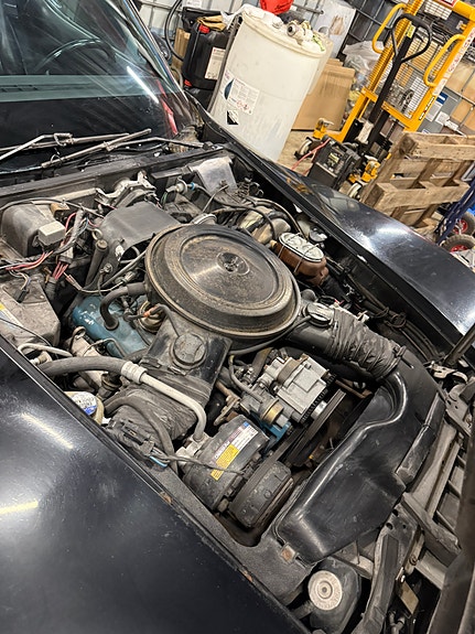 Chevrolet Corvette 18 of 18
