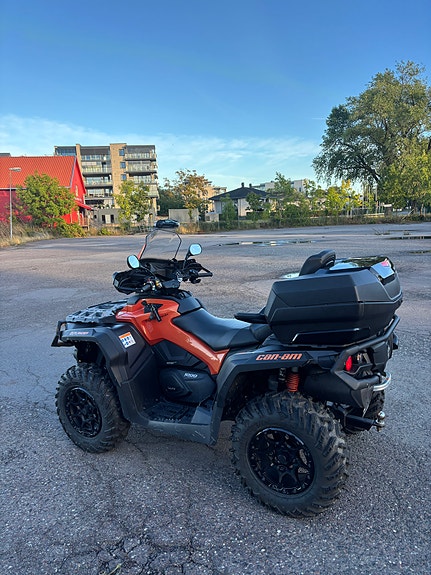 Can-Am Outlander Max XTP 1000 T 2 of 18