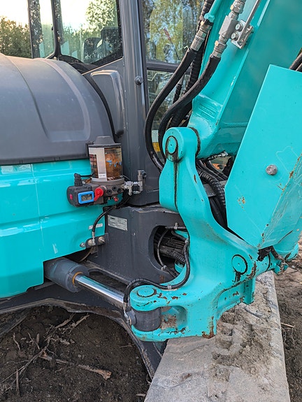 Kobelco 8 of 25