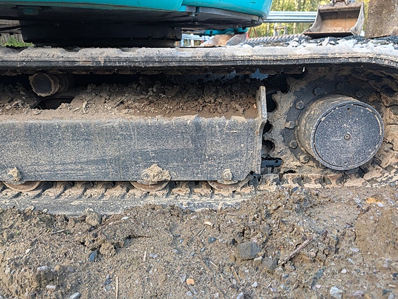 Kobelco 16 of 25