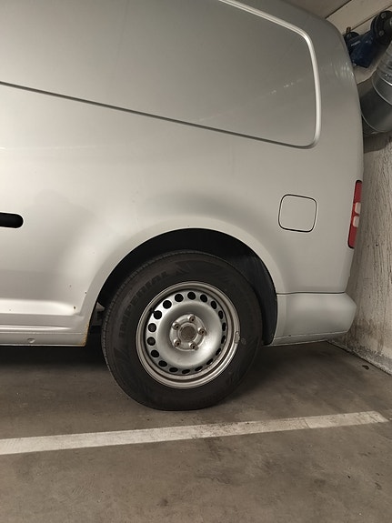 Volkswagen Caddy Maxi 10 of 16