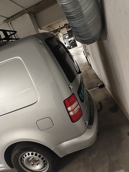 Volkswagen Caddy Maxi 9 of 16