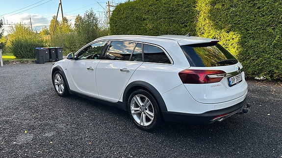 Opel Insignia Country Tourer 6 of 30