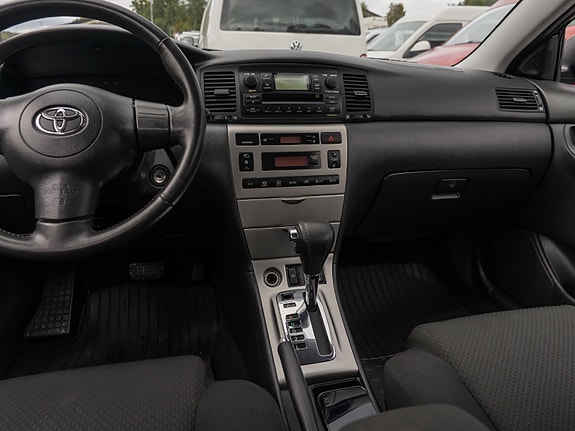 Toyota Corolla 29 of 30
