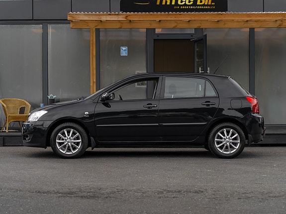 Toyota Corolla 10 of 30