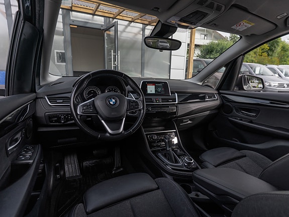 BMW 225xe 20 of 30