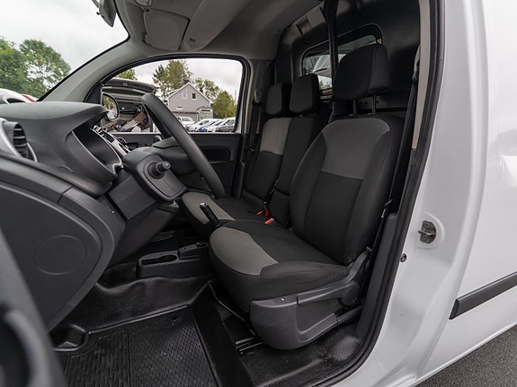 Renault Kangoo Maxi 19 of 30