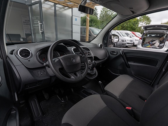 Renault Kangoo Maxi 17 of 30