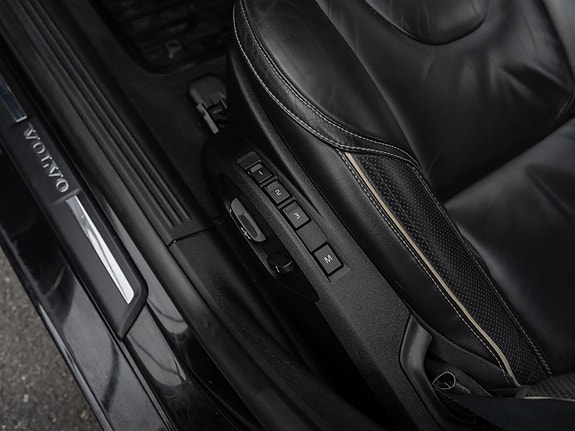 Volvo V40 23 of 30