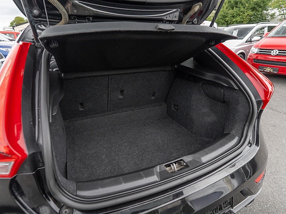 Volvo V40 15 of 30