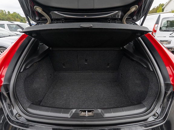 Volvo V40 16 of 30