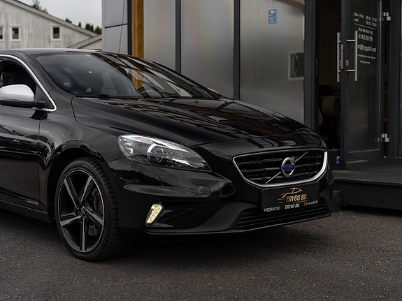 Volvo V40 6 of 30