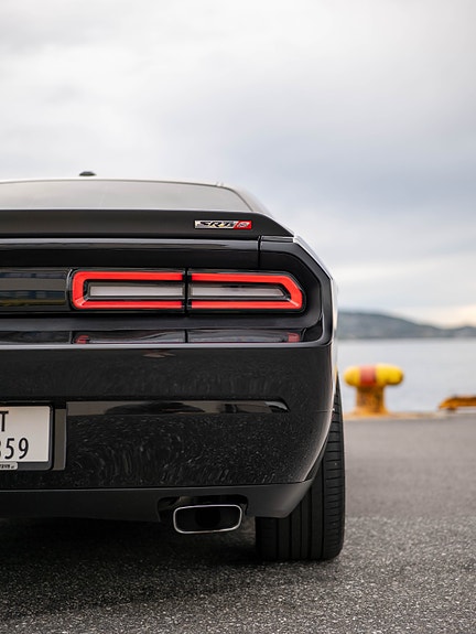 Dodge Challenger 18 of 30