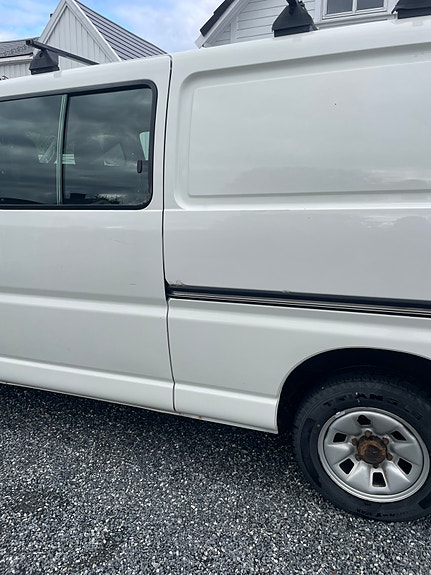 Toyota HiAce 12 of 30