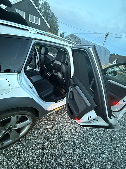 Audi A4 allroad 19 of 27