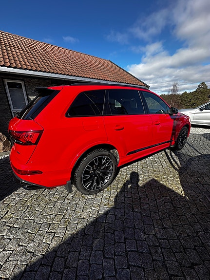Audi Q7 10 of 19