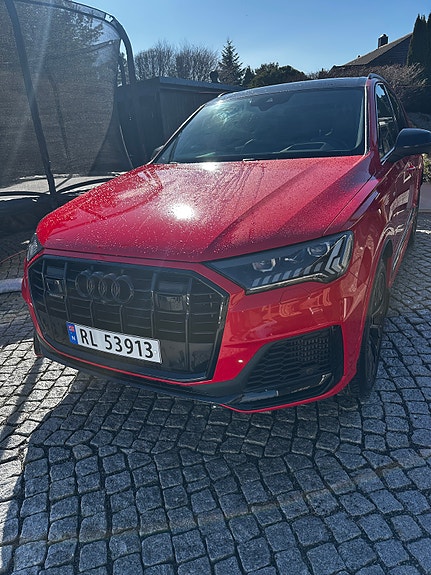 Audi Q7 12 of 19