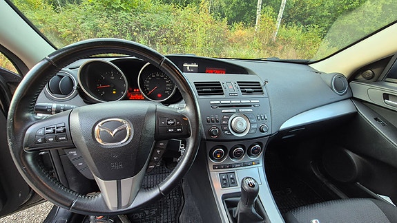 Mazda 3 9 of 9