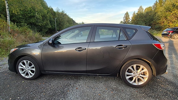 Mazda 3 4 of 9