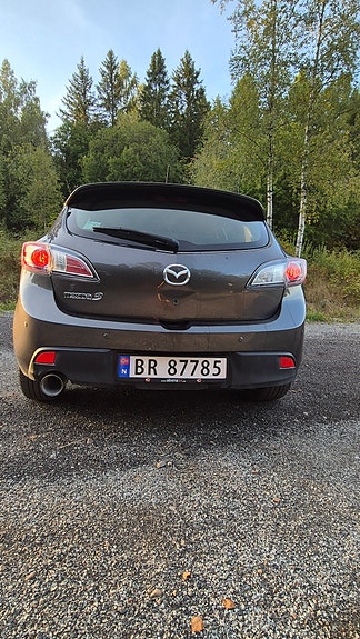 Mazda 3 5 of 9