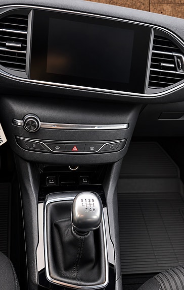 Peugeot 308 8 of 11