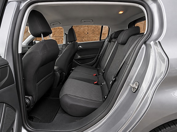 Peugeot 308 10 of 11