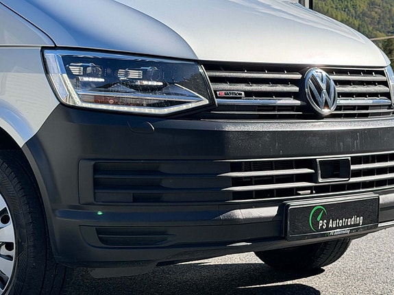 Volkswagen Transporter 8 of 29