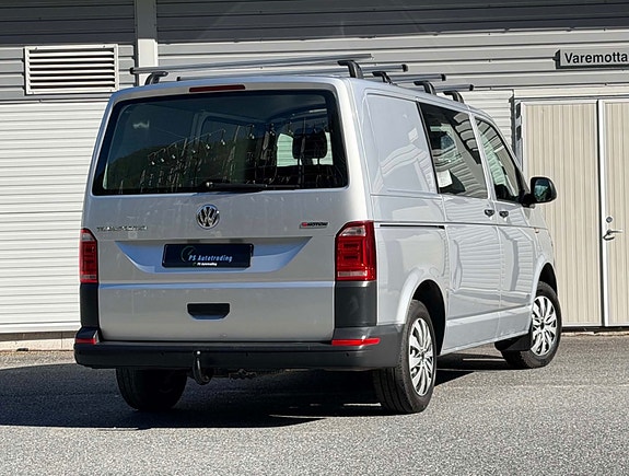 Volkswagen Transporter 5 of 29