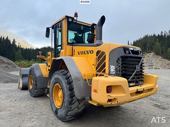 Volvo L90F Hjullaster m/ skuffe og pallegafler - Lite timer! 6 of 30