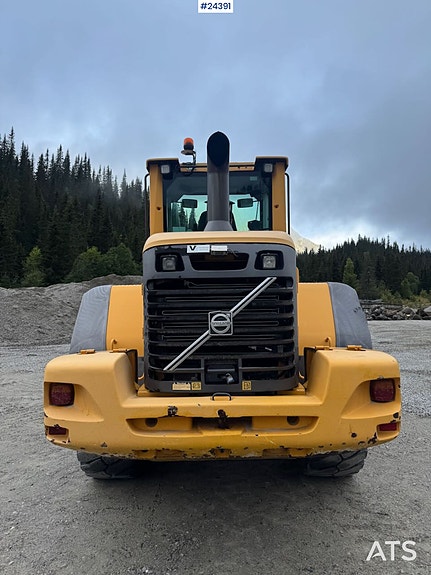 Volvo L90F Hjullaster m/ skuffe og pallegafler - Lite timer! 5 of 30