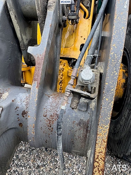 Volvo L90F Hjullaster m/ skuffe og pallegafler - Lite timer! 25 of 30