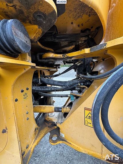 Volvo L90F Hjullaster m/ skuffe og pallegafler - Lite timer! 28 of 30