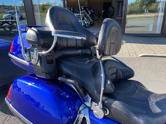 Honda GL 1800 Goldwing 30th + HENGER ESCAPADE * SERVICE/GARANTI *** 21 of 30