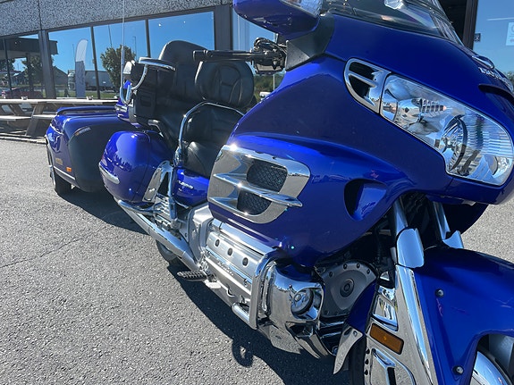 Honda GL 1800 Goldwing 30th + HENGER ESCAPADE * SERVICE/GARANTI *** 27 of 30