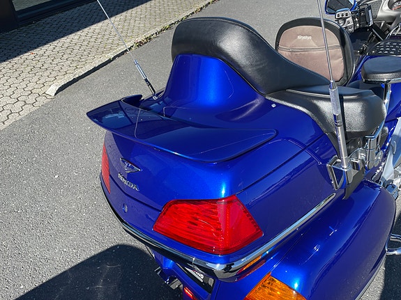 Honda GL 1800 Goldwing 30th + HENGER ESCAPADE * SERVICE/GARANTI *** 17 of 30