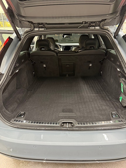 Volvo V90 25 of 30