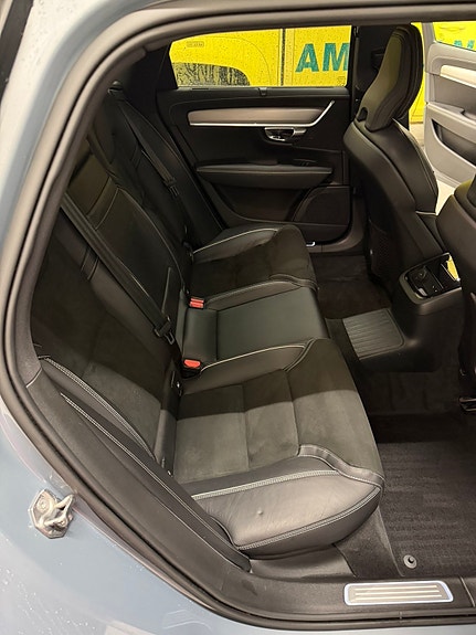 Volvo V90 18 of 30