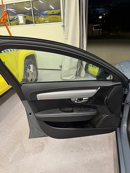Volvo V90 12 of 30