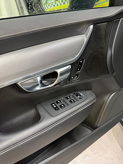 Volvo V90 9 of 30