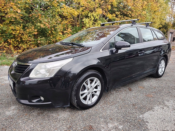 Toyota Avensis 5 of 30