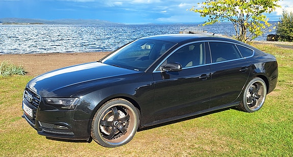 Audi A5 2 of 14