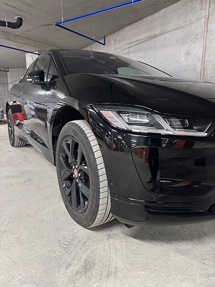 Jaguar I-PACE 7 of 30