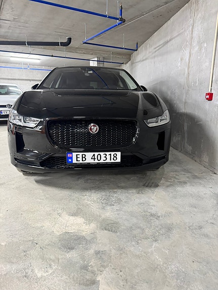 Jaguar I-PACE 6 of 30