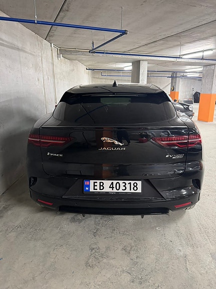 Jaguar I-PACE 11 of 30