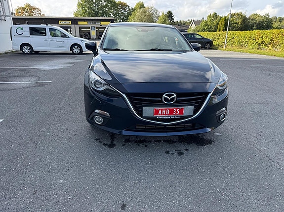 Mazda 3 8 of 24