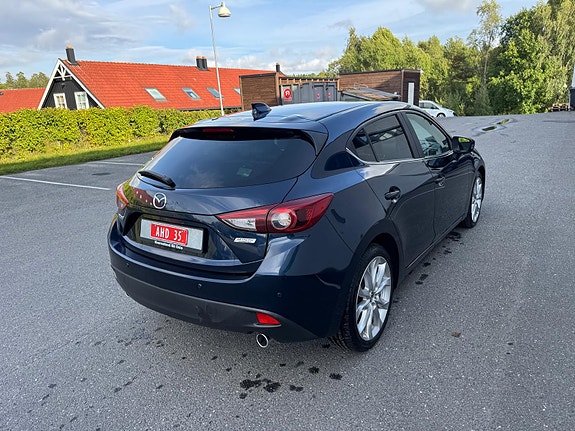 Mazda 3 4 of 24