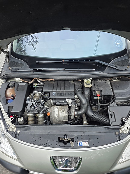 Peugeot 307 SW 7 of 15