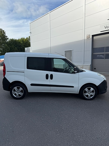 Opel Combo 4 of 15